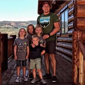 Meet your Posher, Scott